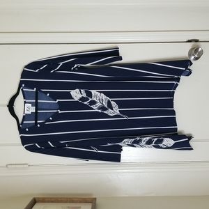 LILT large blue white stripe leaf print shark bite 3/4 sleeve blouse